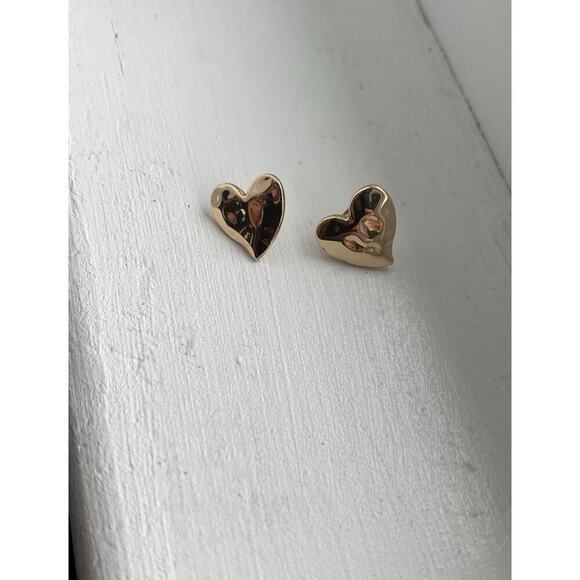 Heart of Gold Lovely Hammered Metal Puffed Heart Stud Earrings - Picture 5 of 7